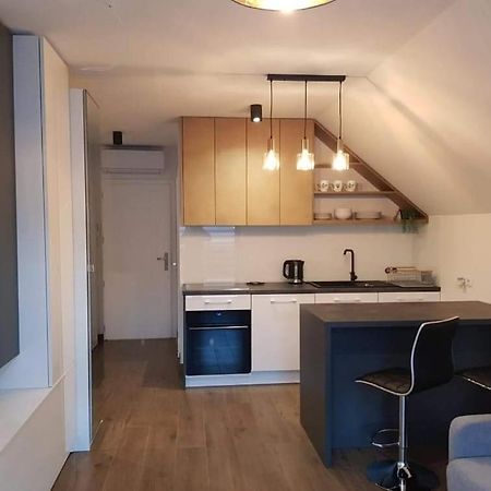 Mieszkanie Do Wynajecia Stroza  Exteriör bild